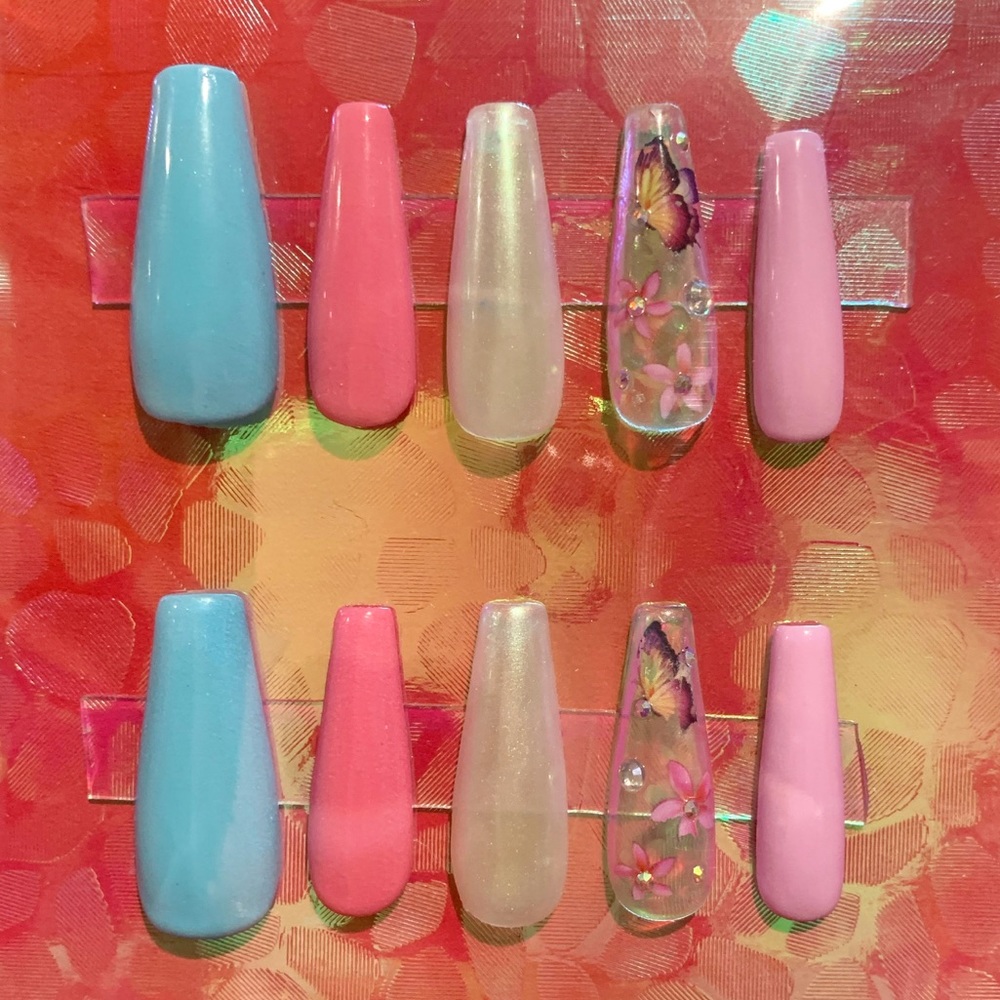 Custom made Press-on nails